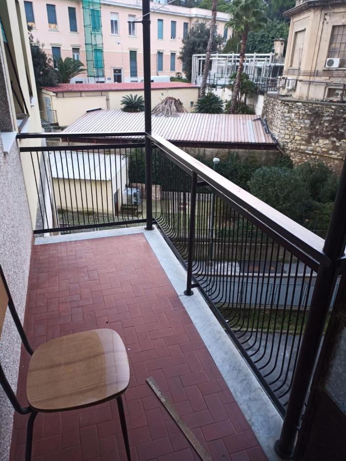 Dolce Notte, Near San Martino Hospital Bed and Breakfast Γένοβα Εξωτερικό φωτογραφία